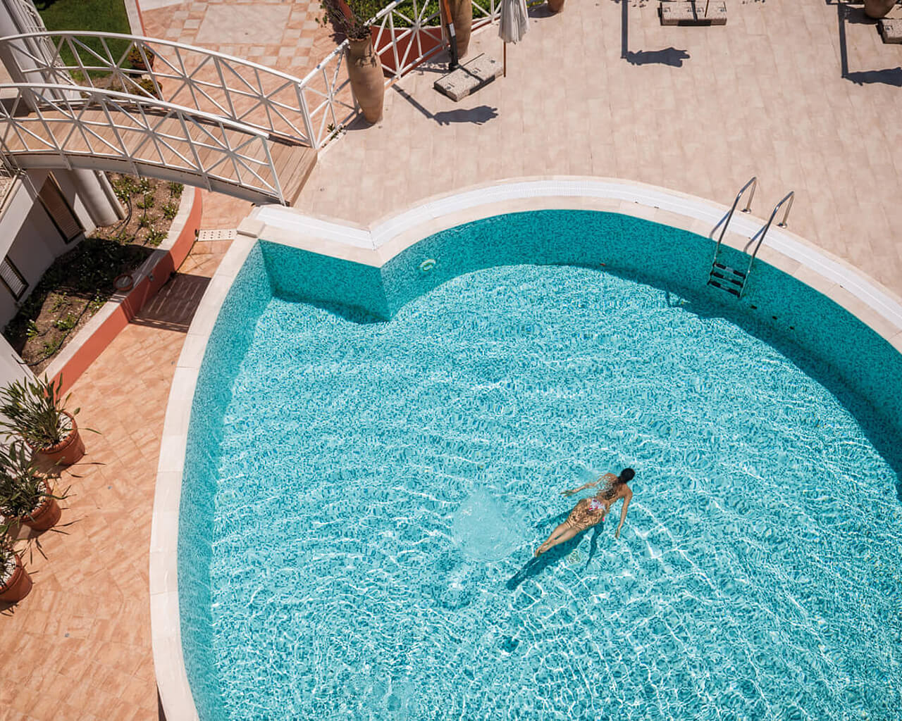 The Pelican Beach Resort, Pittulongu, piscine
