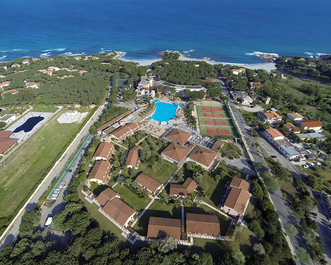 Hôtel Tirreno Resort à Cala Liberotto en Sardaigne