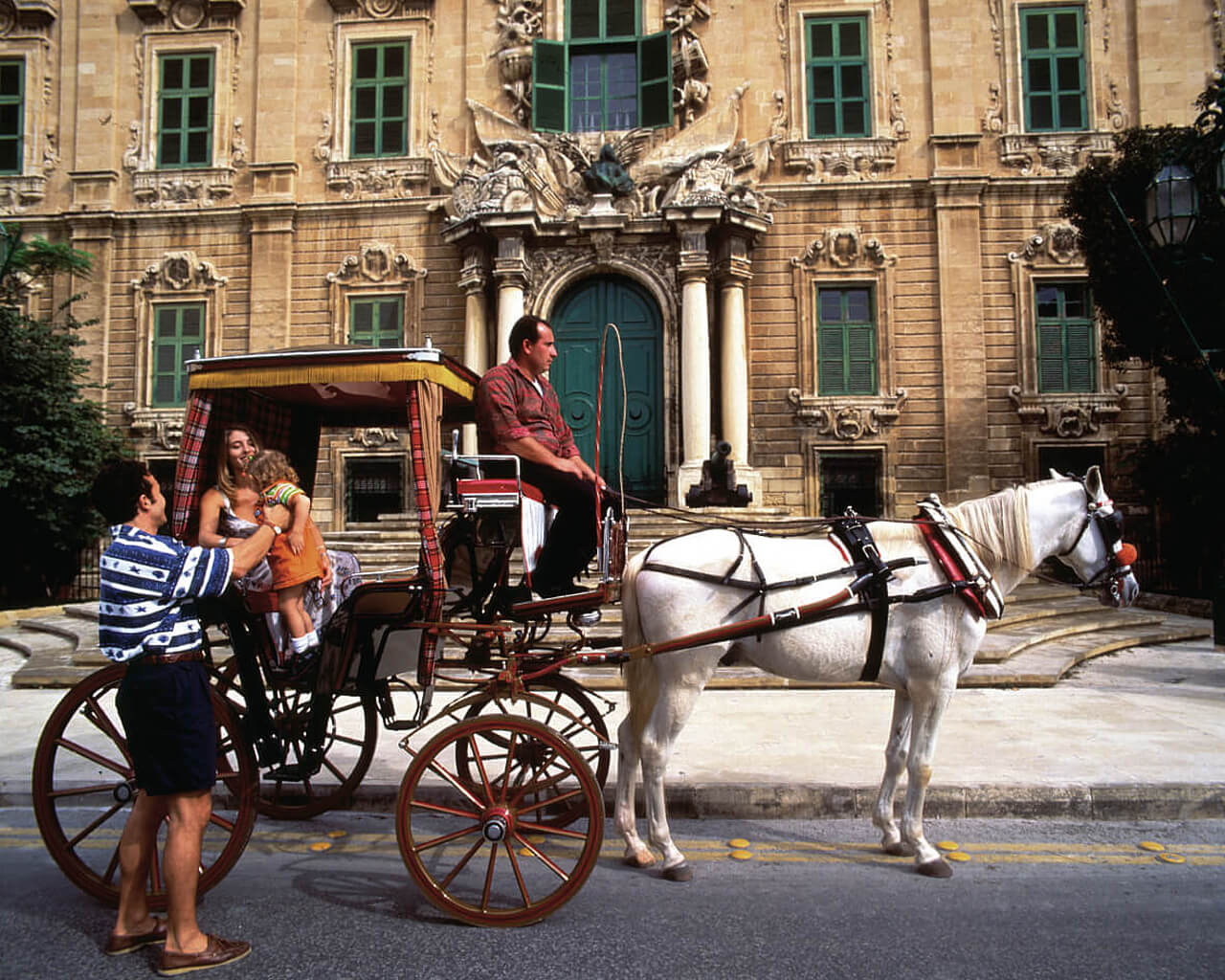 Voyages à Malte, traditions
